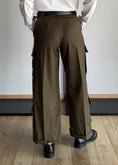 Carica l'immagine nel visualizzatore della galleria, Pantalone cargo wide leg militare con cintura - ZAHJR
