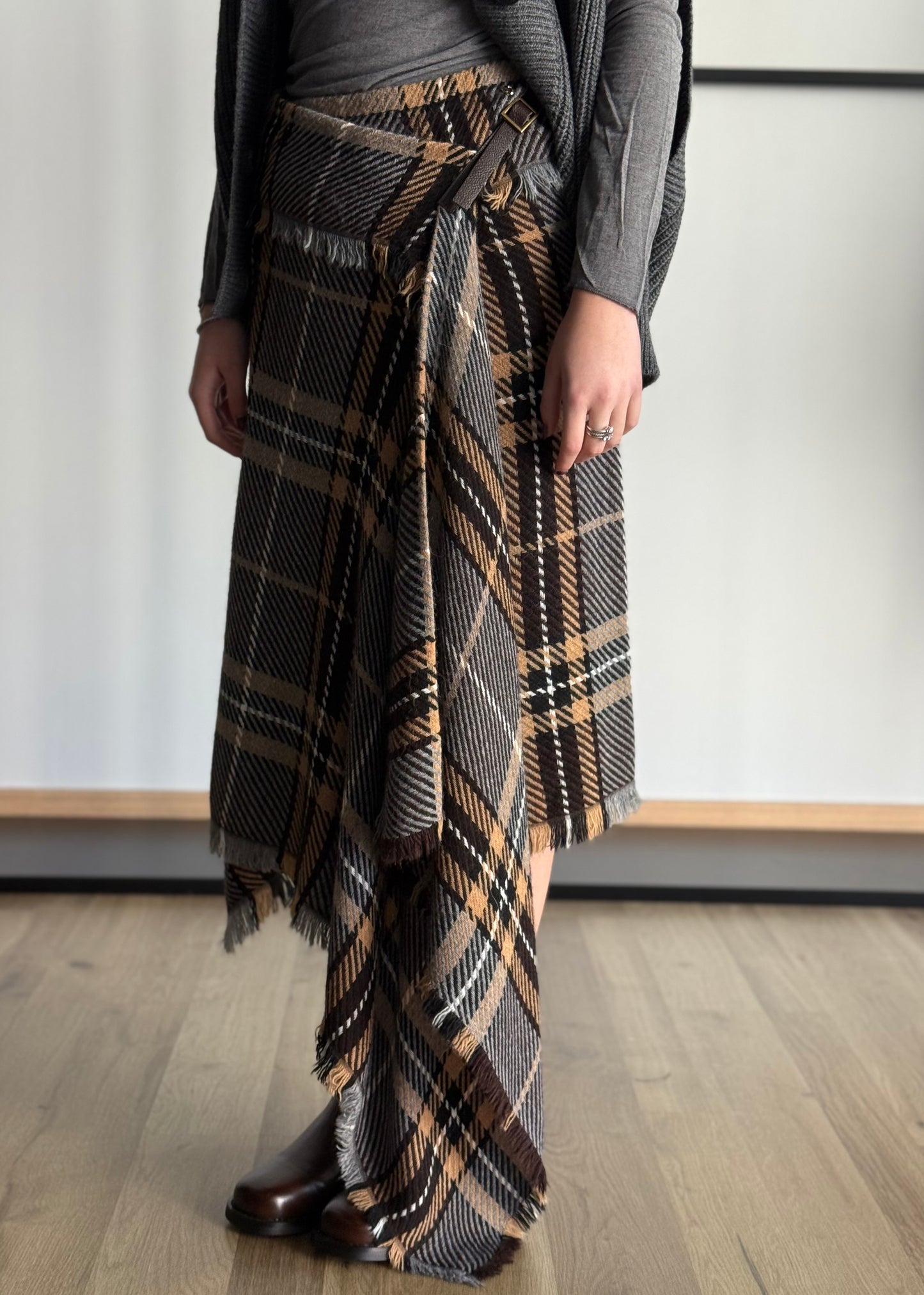 Gonna PHILIALOFT asimmetrica