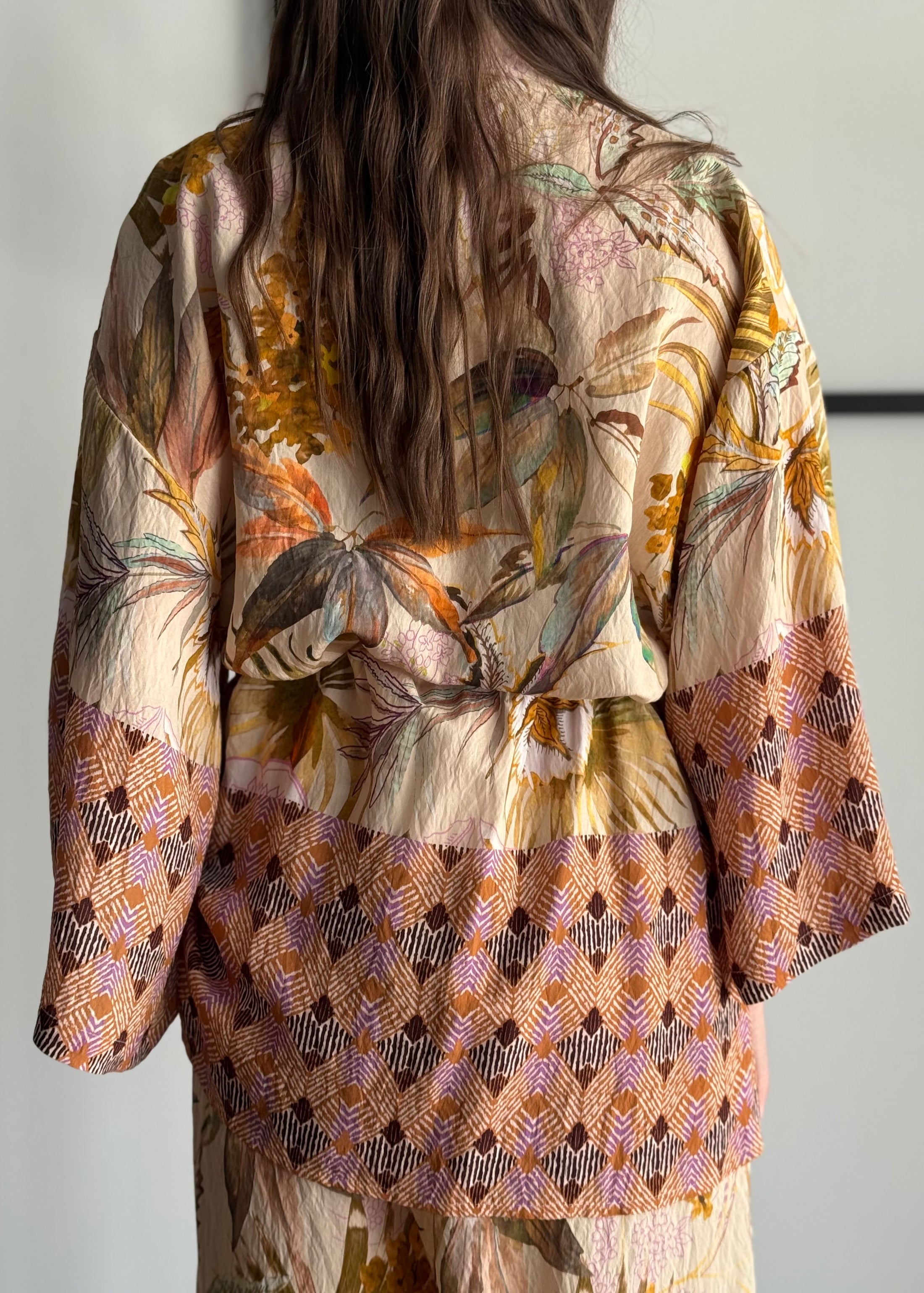 Kimono PHILIALOFT con cintura