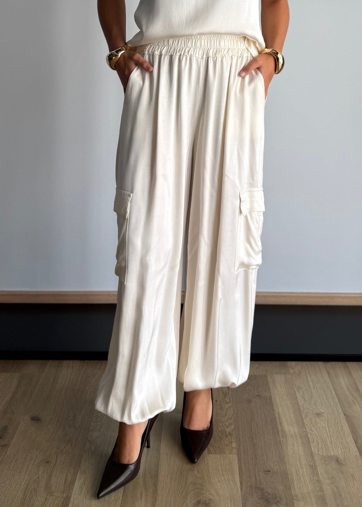 Pantalone cargo satinato latte - ZAHJR