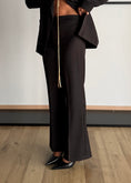 Carica l'immagine nel visualizzatore della galleria, Pantalone flare sartoriale nero - ZAHJR
