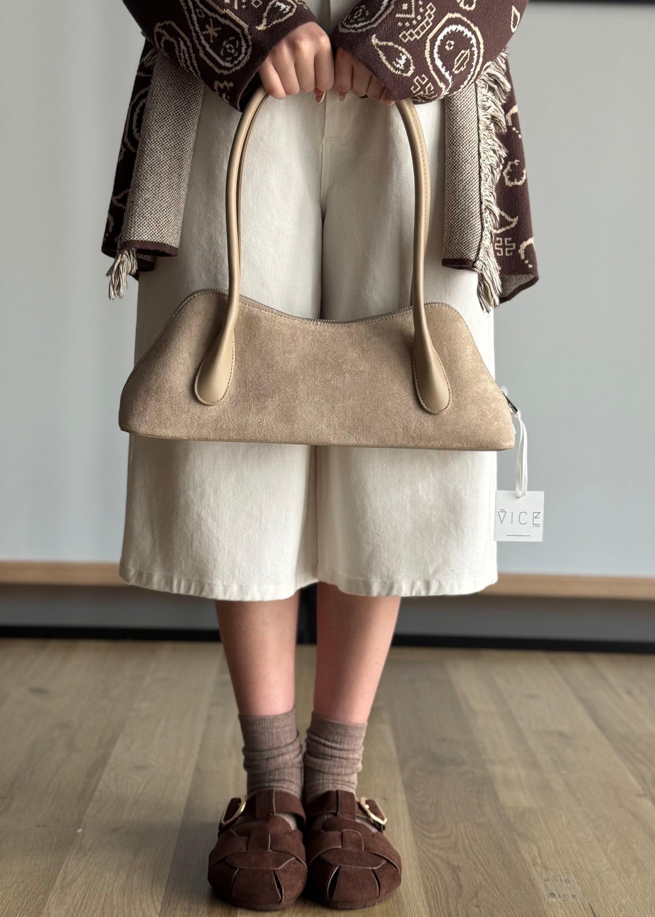 Borsa a spalla THEVICE in suede avorio