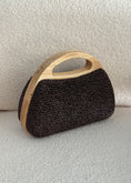 Carica l'immagine nel visualizzatore della galleria, Clutch in rafia moro
