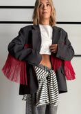 Carica l'immagine nel visualizzatore della galleria, Blazer oversize con frange
