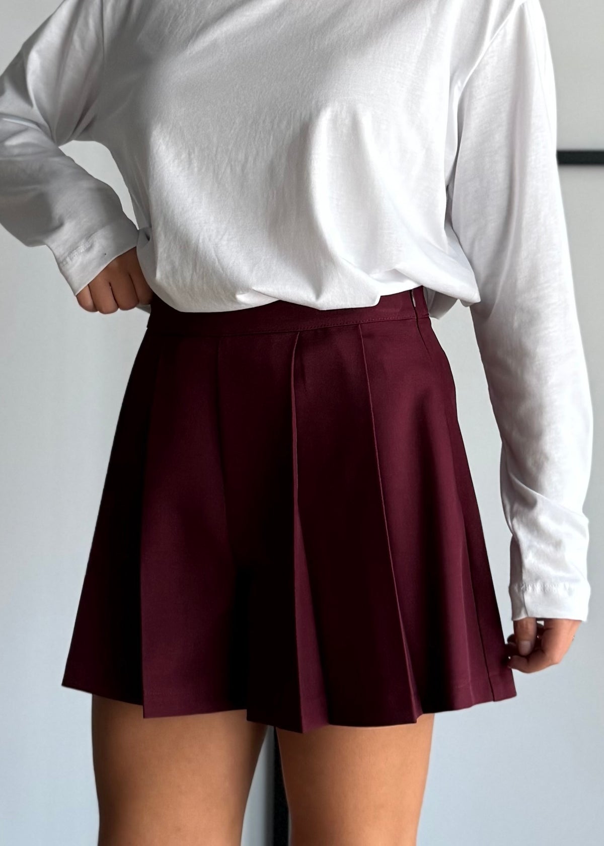 Gonna pantaloncino a pieghe vino - ZAHJR