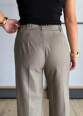 Carica l'immagine nel visualizzatore della galleria, Pantalone palazzo in micro check - ZAHJR
