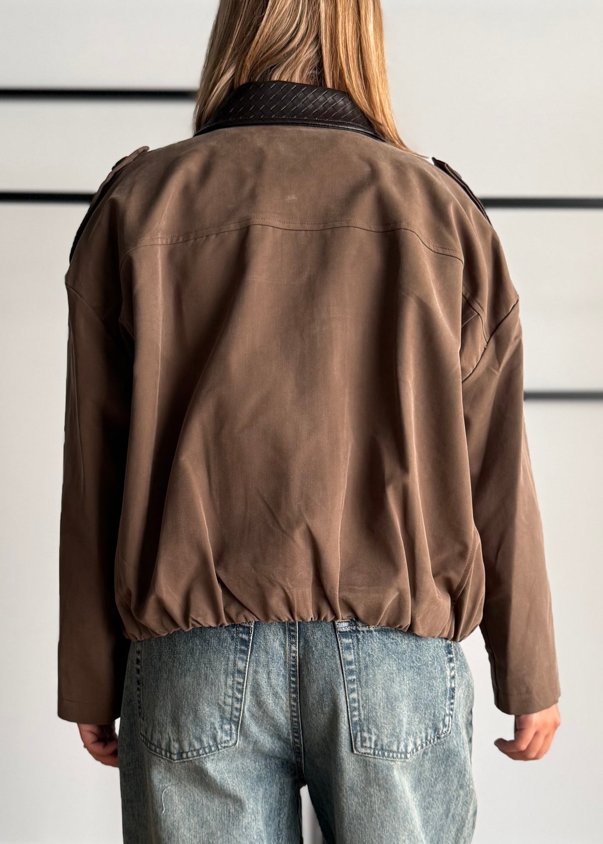 Giacca Bomber taupe con Collo in Ecopelle