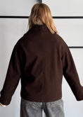 Carica l'immagine nel visualizzatore della galleria, Cappotto doppiopetto moro con maxi revers - ZAHJR
