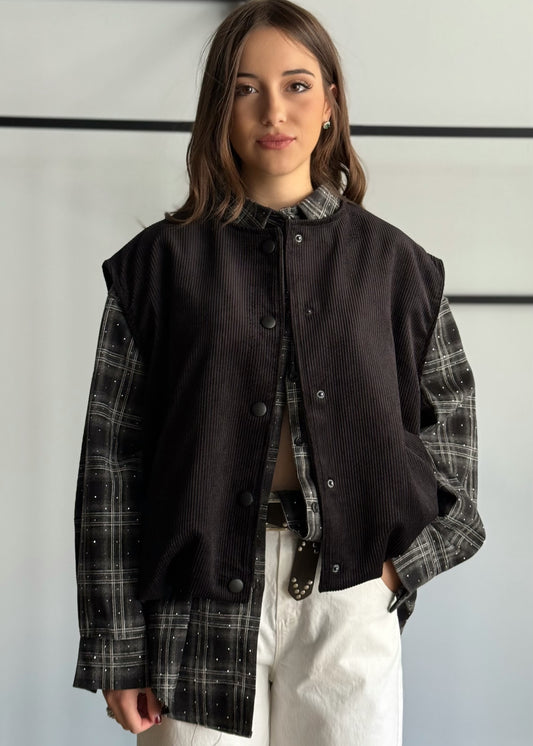 Gilet in velluto a coste con bottoni