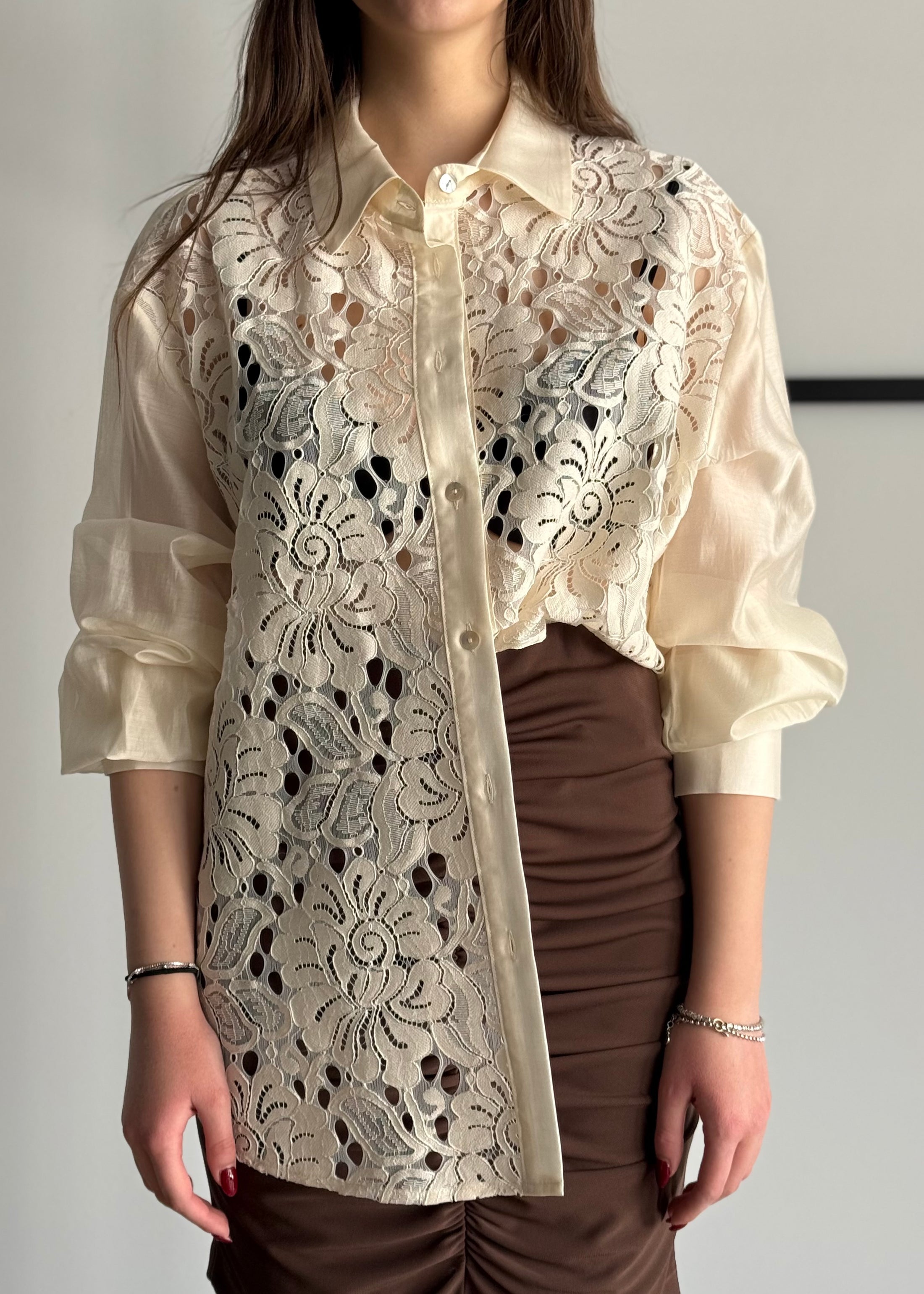 Camicia ZAHJR in pizzo e organza