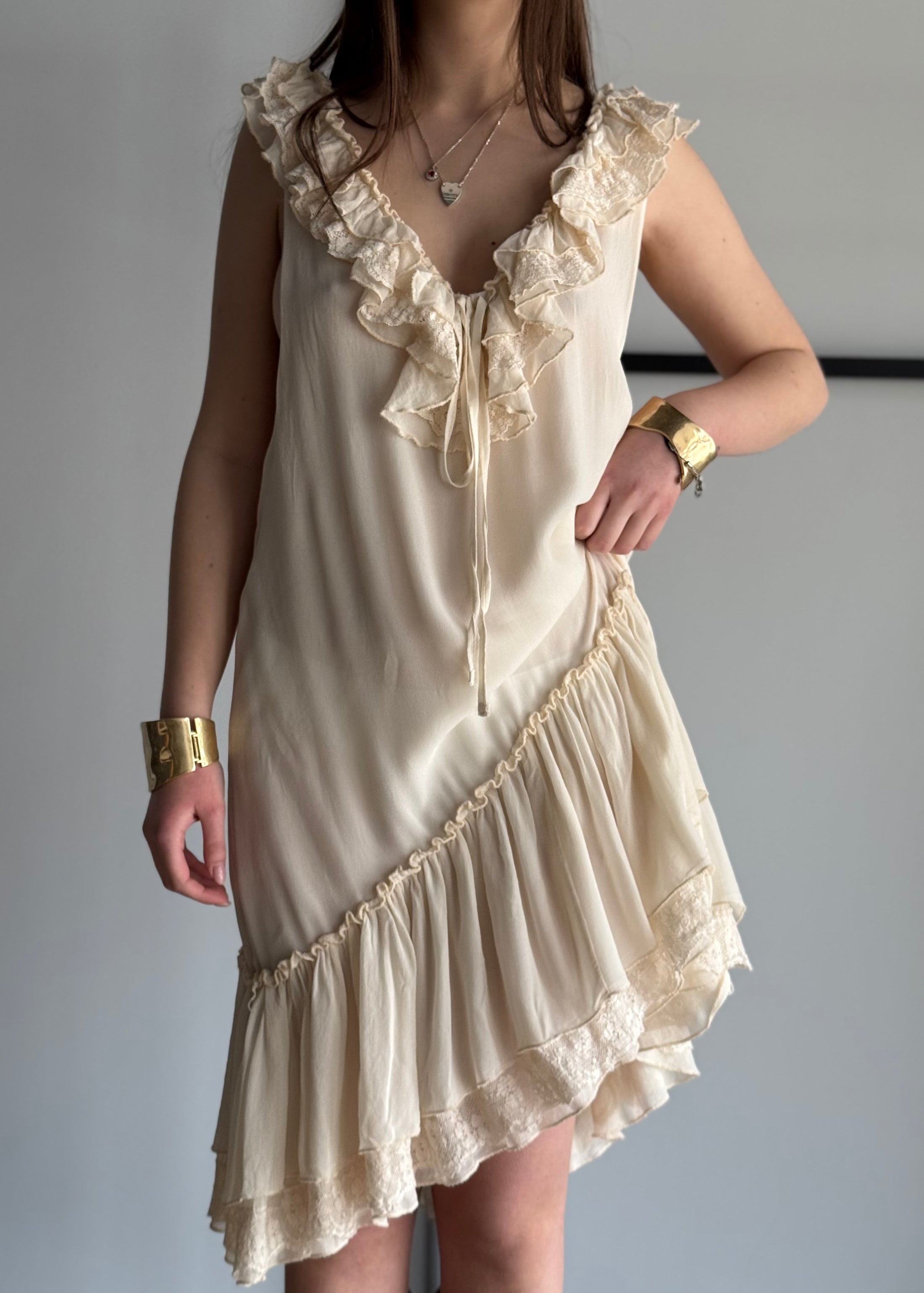 Abito KONTATTO con rouches e pizzo