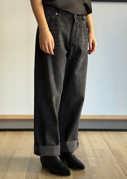 Jeans cropped neri a gamba dritta con orlo vivo -PHILIALOFT