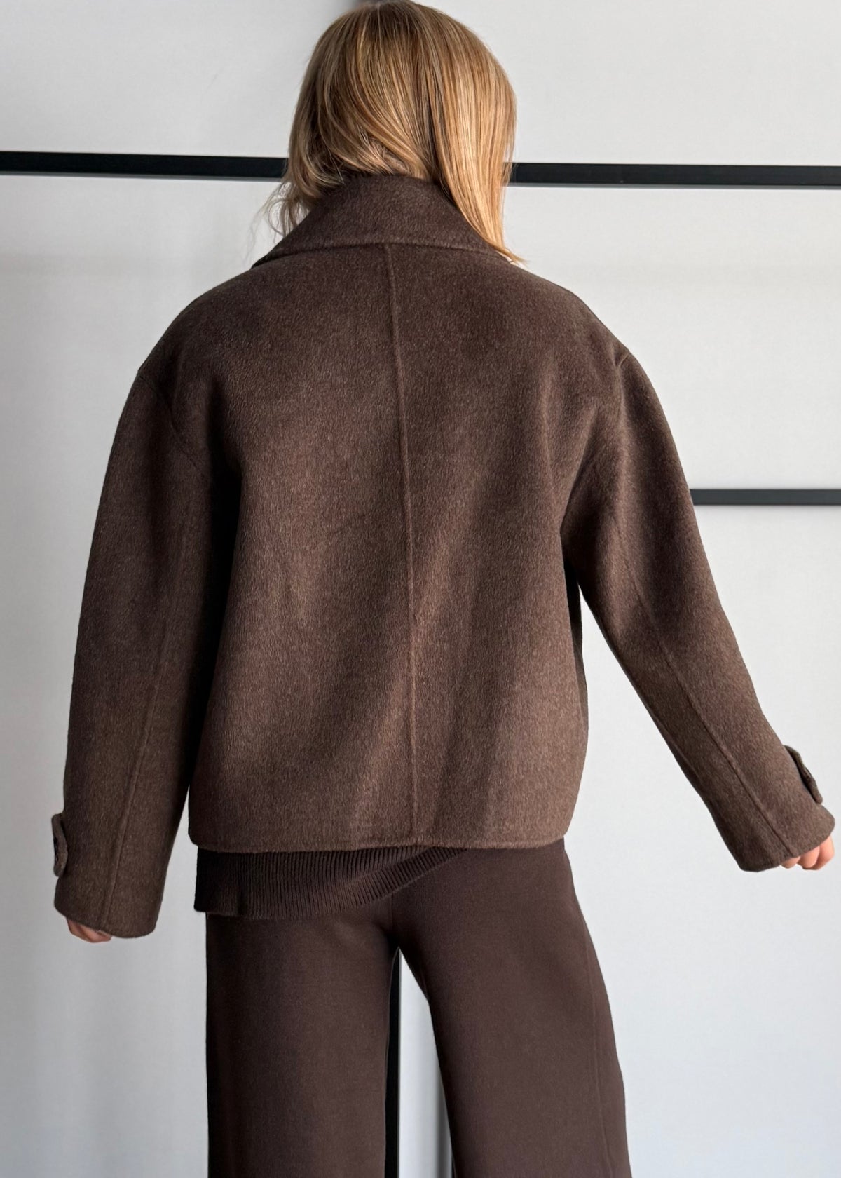 Cappotto corto doppiopetto con maxi revers - KONTATTO